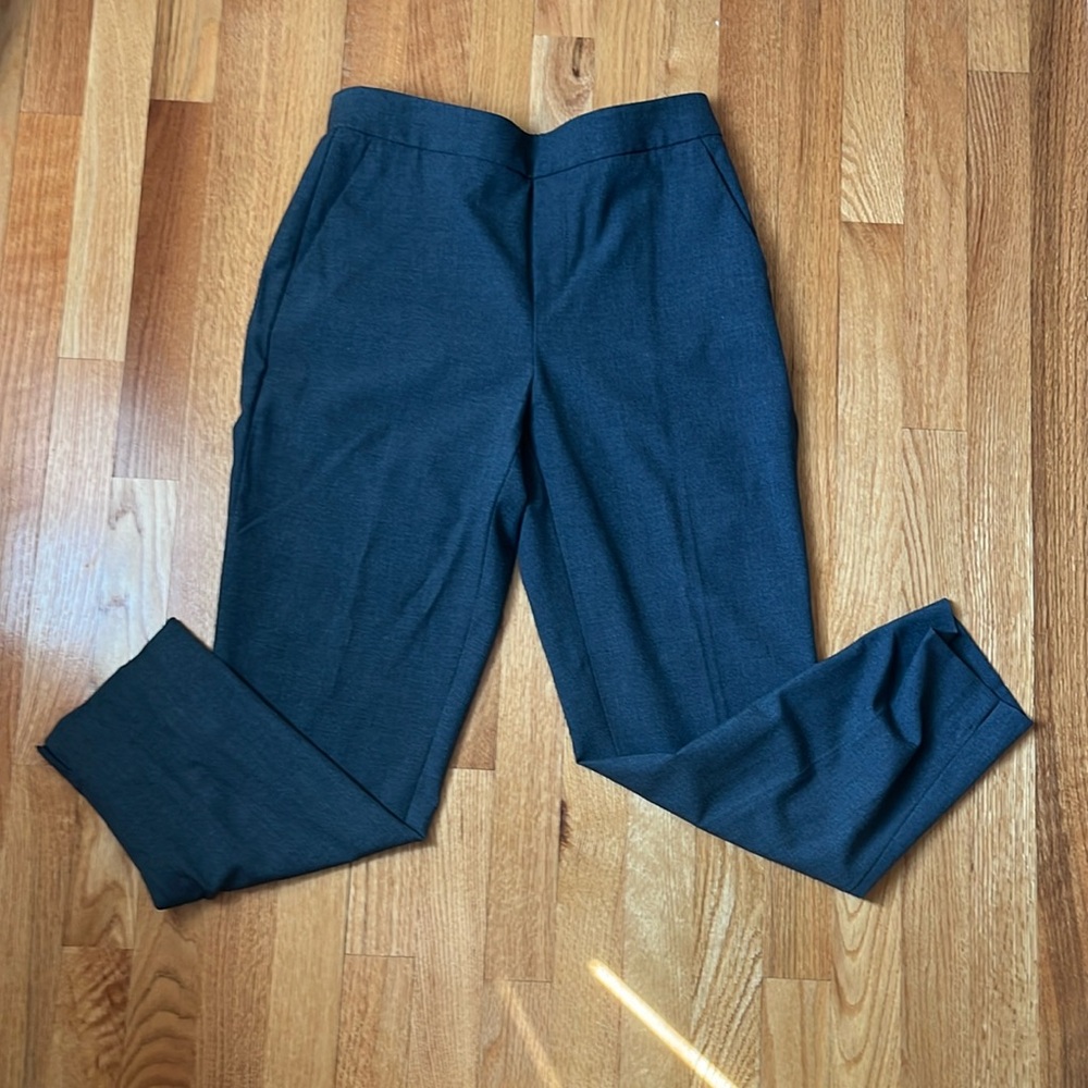 Banana Republic Hayden Pant. Gray Tapered Trousers